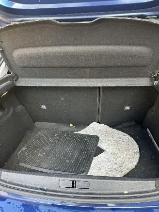 Opel Corsa Opel Corsa 1.5 D Edition picture 18