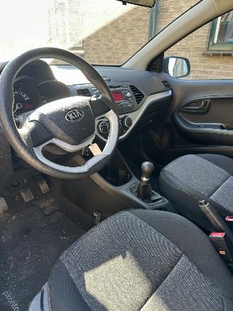Kia Picanto  picture 7