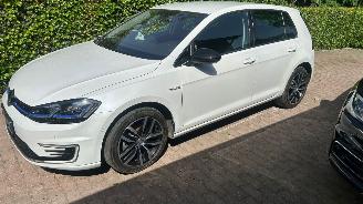 Damaged car Volkswagen e-Golf E-DITION 2020/4