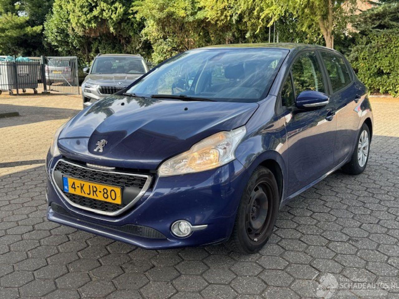 Peugeot 208 1.2 VTI   ( INRUIL VERKREGEN )