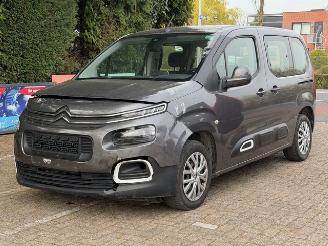 Unfallwagen Citroën Berlingo 1.2 PureTech . 5 PERSOONS | CRUISE CONTROL | NAVI 2021/1