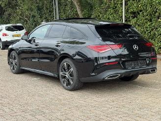 Mercedes Cla-klasse SHOOTING BREAK 250e AMG LINE. PANO | HUD | FULL OPTIONS | SCHROEFSCHADE ! picture 3