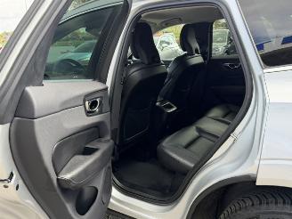 Volvo Xc-60 T4 AUTOMAAT. TREKHAAK | NAVI | KLIMA | LEER | CAMERA | picture 14