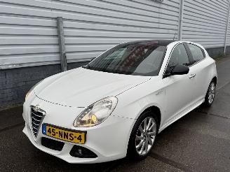 Avarii autoturisme Alfa Romeo Giulietta 1.4 T Distinctive 2010/10