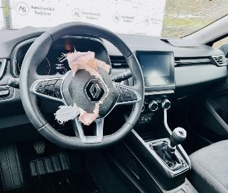 Renault Clio  picture 8