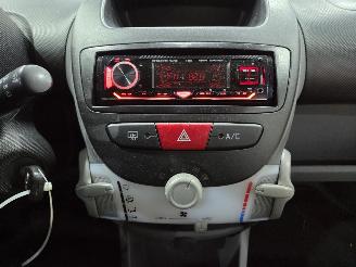 Toyota Yaris Toyota AYGO Cool picture 9