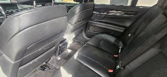 BMW 7-serie 750i Motor gereviseerd! picture 6