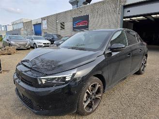 skadebil auto Opel Corsa GS-LINE Automaat Virtual Drive-Mode Keyless Navi Led Camera Lane-Assist Mirror-Screen 96KW/130PK 2025/5