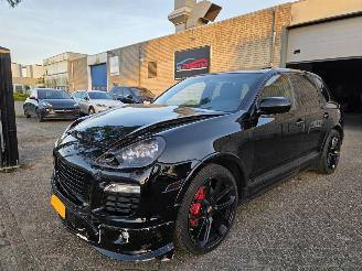 krockskadad bil auto Porsche Cayenne GTS Carbon Alcantara Memory Sch.Dak Luchtvering Carplay Stoelverw. Camera(achteraf) 298KW/405PK 2010/8