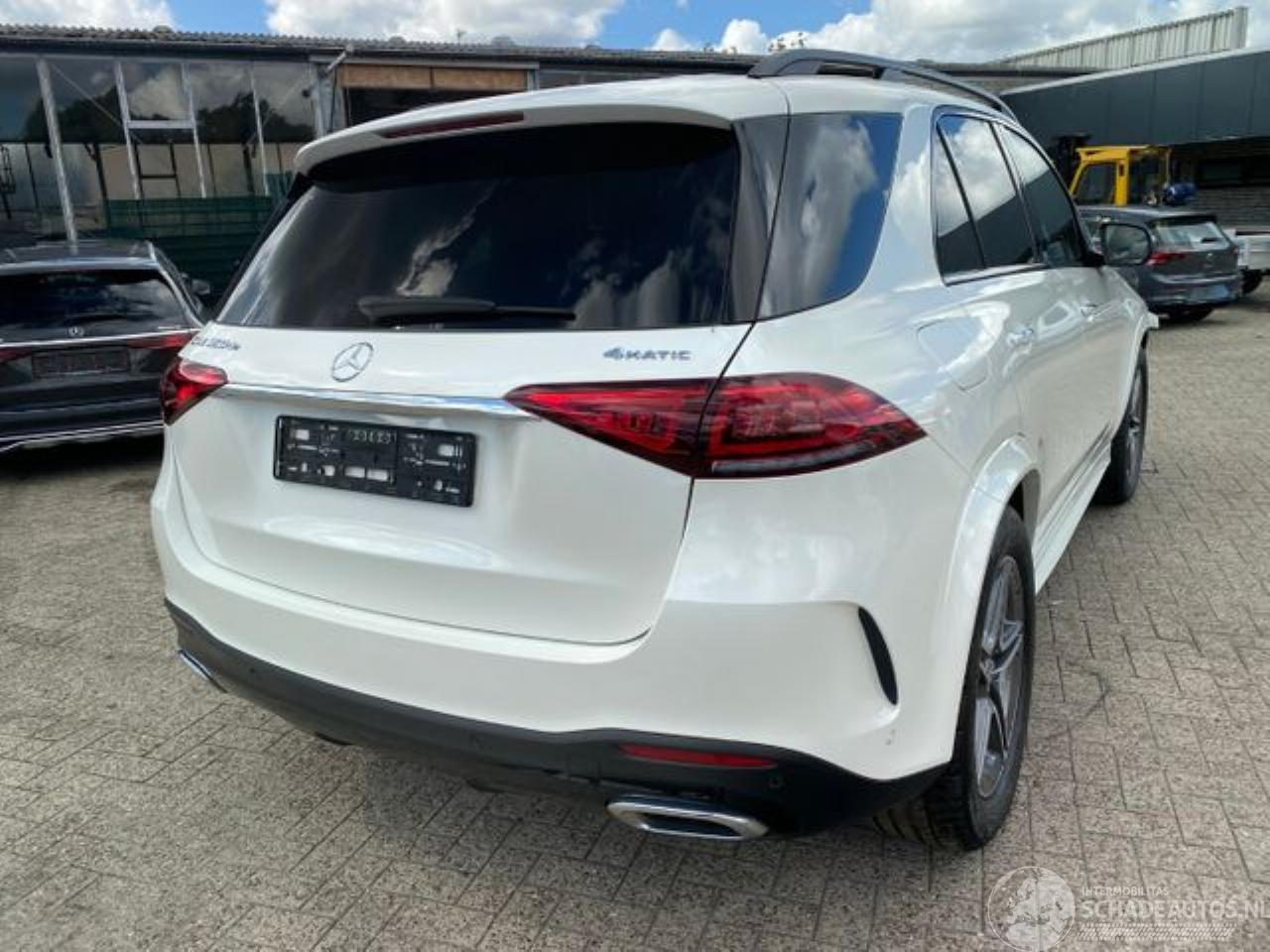 Mercedes GLE 350de 4Matic AMG Line *HEAD-UP - NAVI - KAM*
