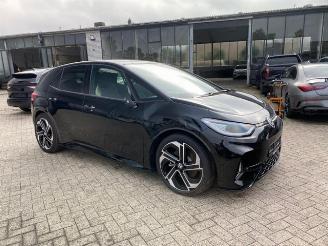 Damaged car Volkswagen ID.3 GTX Performance 240kW *PANO - NAV - LED* 2025/6