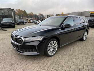 Skoda Superb Combi 1.5 TSI iV L&K *HEAD-UP - PANO-AHK* picture 4
