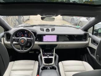 Porsche Cayenne S E-Hybrid Coupe CHRONO/PANO/HUD/360 picture 15