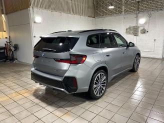skadebil auto BMW X1 xDrive30e M Sport Pro PANO/HUD/AHK/H&K/NAVI 2023/11