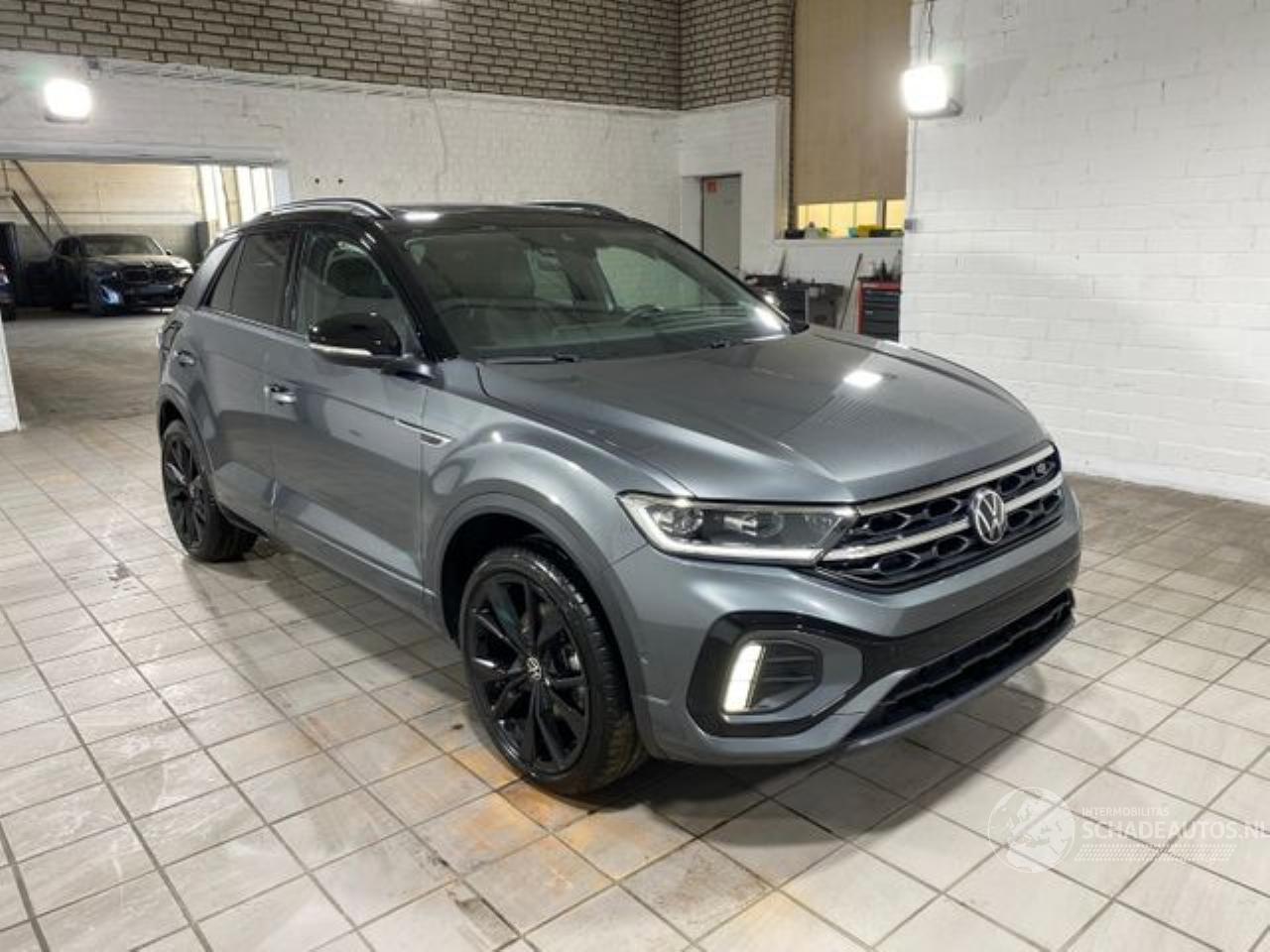 Volkswagen T-Roc 1.5 TSI DSG R-Line PANO/KAM/NAVI