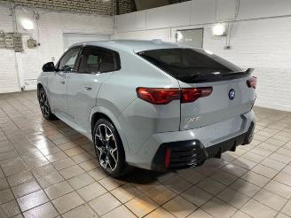 Unfallwagen BMW iX2 xDrive30 M Sport KAM/NAVI/H&K 2024/3