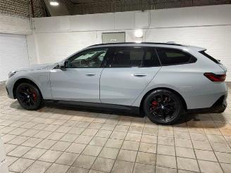 BMW 5-serie e xDrive Touring M Sport Pro PANO/HUD/360/AHK picture 3