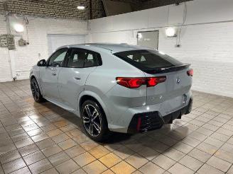 BMW iX2 eDrive20 M Sport PANO/HUD/360/H&K/NAVI picture 1