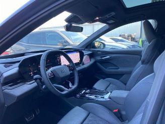 Audi Q6 e-tron Performance S line PANO/HUD/AHK/360/ picture 13