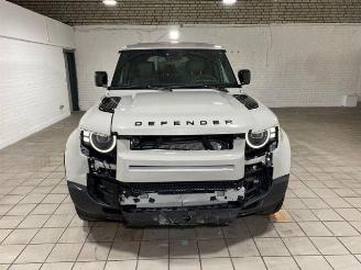 Land Rover Defender S 110 D200 AWD PANO/HUD/360/NAVI picture 6