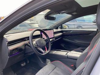 Volkswagen ID.7 Tourer GTX 4Motion PANO/HUD/AHK/360/H&K picture 18