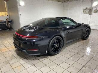 Porsche 911 Targa 4 GTS T-Hybrid PCCB/LIFT/NACHTSICHT picture 9