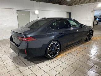 BMW i5 xDrive40 M Sport Pro PANO/HUD/AHK/360/B&W picture 3