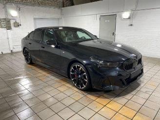 BMW i5 xDrive40 M Sport Pro PANO/HUD/AHK/360/B&W picture 4