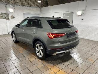 Schadeauto Audi Q3 35 TFSI S tronic advanced KAM/NAVI 2025/8