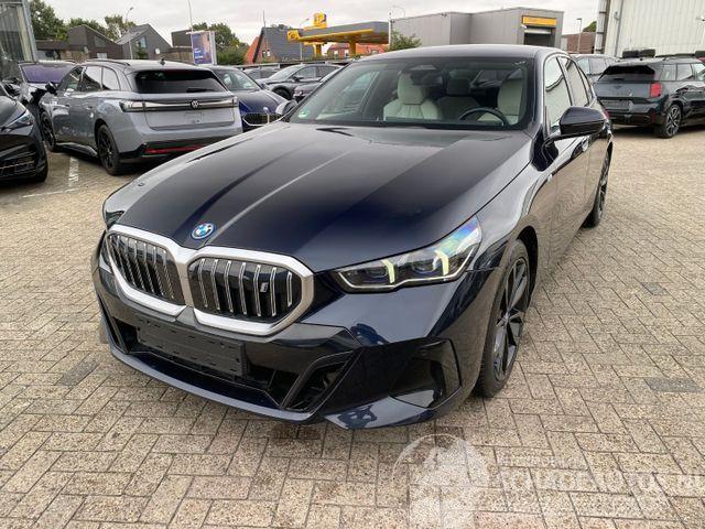 BMW i5 eDrive40 M Sport HUD/360/NAVI