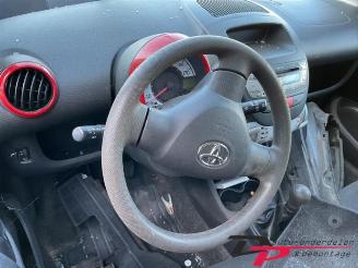 Toyota Aygo Aygo (B10), Hatchback, 2005 / 2014 1.0 12V VVT-i picture 7