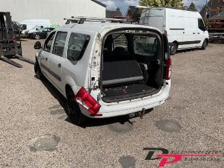 Dacia Logan Logan MCV I (KS), Combi, 2007 / 2013 1.6 MPI 85 picture 3