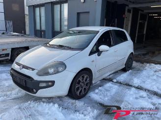 Vrakbiler auto Fiat Punto Punto Evo (199), Hatchback, 2009 / 2012 1.3 JTD Multijet 85 16V Euro 5 2011/9