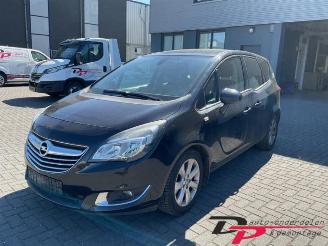damaged passenger cars Opel Meriva Meriva (B), MPV, 2010 / 2017 1.6 CDTI 16V 2014/10
