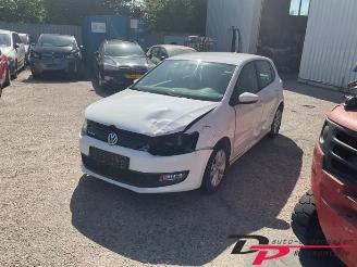 demontáž osobní automobily Volkswagen Polo Polo V (6R), Hatchback, 2009 / 2017 1.2 TDI 12V BlueMotion 2010/11