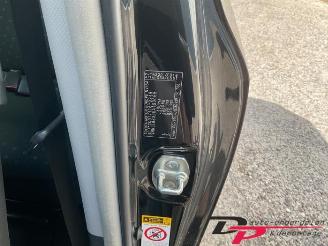 Toyota Yaris Yaris II (P9), Hatchback, 2005 / 2014 1.3 16V VVT-i picture 9