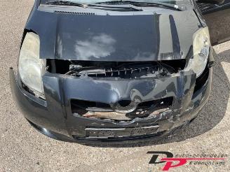 Toyota Yaris Yaris II (P9), Hatchback, 2005 / 2014 1.3 16V VVT-i picture 14