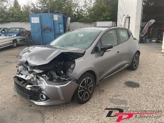 Vrakbiler auto Renault Clio Clio IV (5R), Hatchback 5-drs, 2012 / 2021 0.9 Energy TCE 90 12V 2013/1