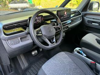 Volkswagen ID.Buzz ID.Buzz Bus 150 kW Pro 82kWh AHK Camera VOL picture 32