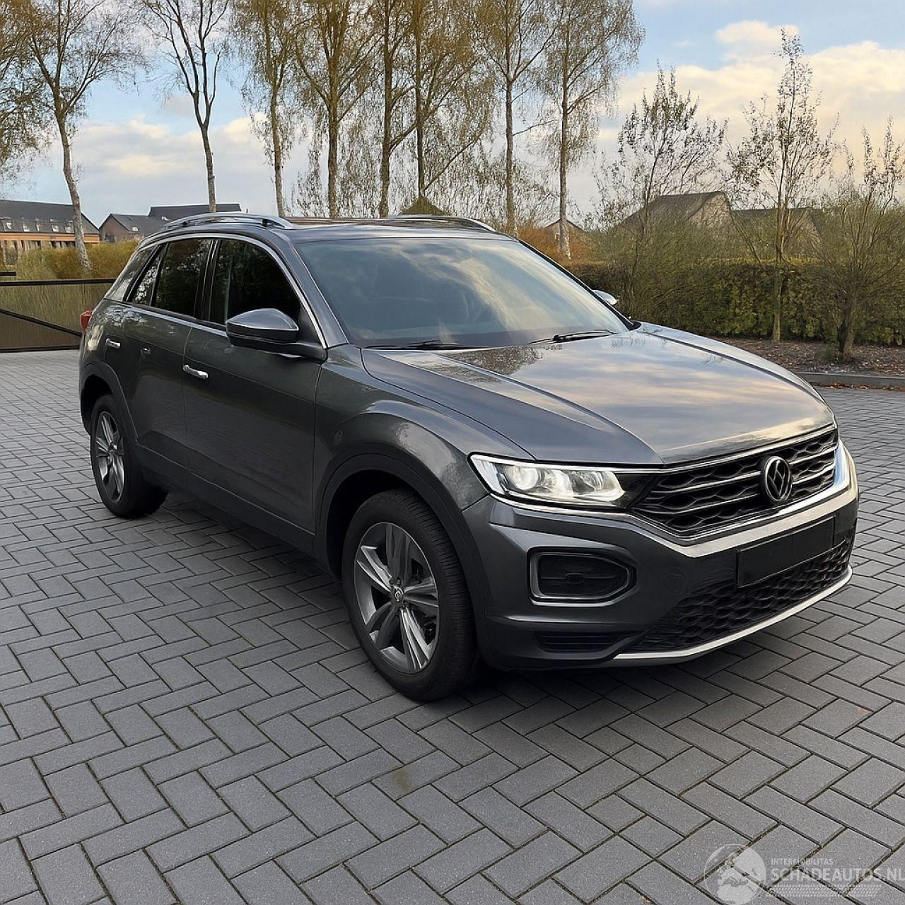 Volkswagen T-Roc Volkswagen T-Roc R-Line Camera AHK ACC DCC Massage VOL