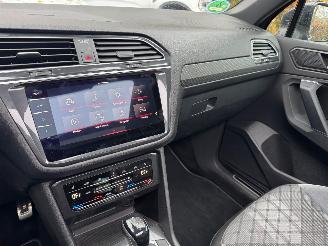Volkswagen Tiguan Volkswagen Tiguan R-Line 4Motion Panorama AHK Camera VOL! picture 33