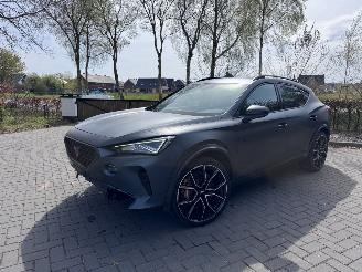 damaged passenger cars Cupra Formentor Cupra Formentor VZ5 4Drive 2.5TFSI 390pk Carbon Schaalstoelen Mat grijs VOL 2024/1