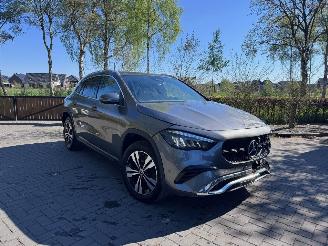 krockskadad bil auto Mercedes GLA GLA 250 GLA GLA 250 e ACC Camera Ambiance VOL 2024/8