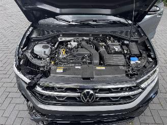 Volkswagen T-Roc Volkswagen T-Roc 1.5 TSI DSG R-Line PANO AHK Camera IQ Lights VOL!! picture 16