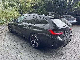 BMW 3-serie M340i 3 Touring M340 i xDrive PANO Trekhaak HUD VOLLL picture 19