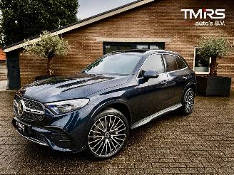 škoda osobní automobily Mercedes GLC GLC 300 e 4Matic AMG PANORAMA MASSAGE HUD AMBIANCE VOLL 2023/7