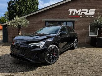 Schadeauto Audi Q8 Q8 e-tron 55 Quattro S line PANORAMADAK HUD VOLL 2024/4