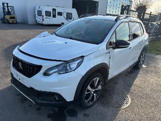 krockskadad bil auto Peugeot 2008 GT-LINE 2017/7