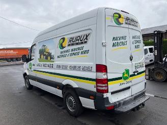 krockskadad bil bedrijf Mercedes Sprinter  2017/9