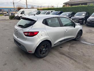 Renault Clio  picture 2